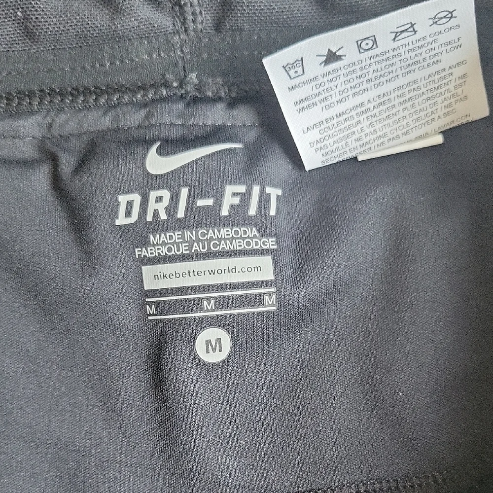 Nike Black Performance Joggers - Picture 3 of 9